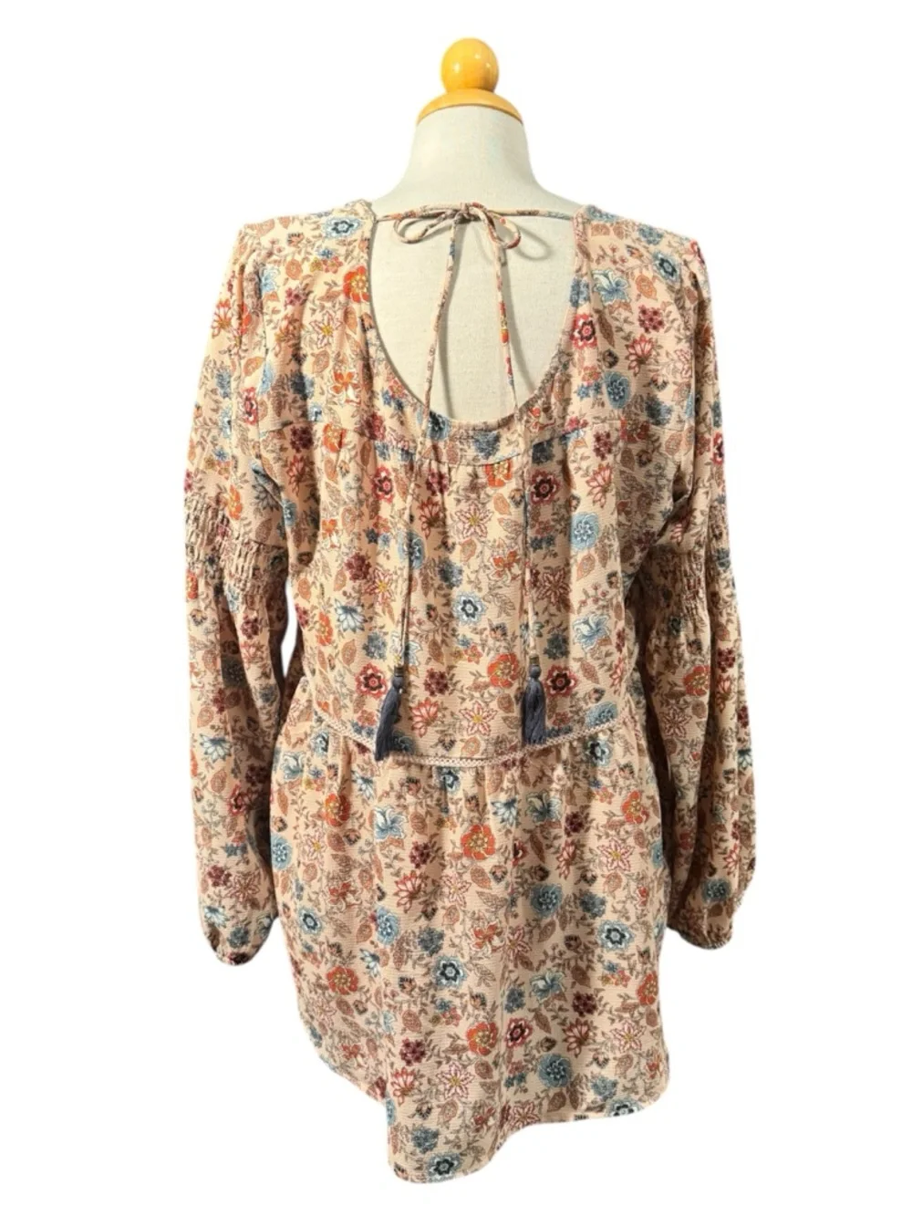 Knox Rose Beige Floral Tiered Tunic with Blue and Red Accents - Picture 2 of 8